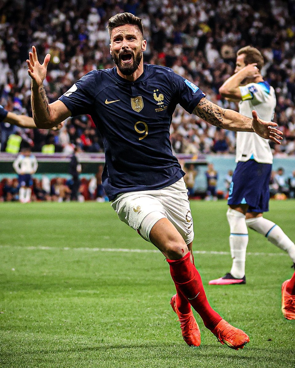 caallumjoones's tweet photo. It’s coming home 🤣🤣🤣🤣 https://t.co/4rSkqWbsWF