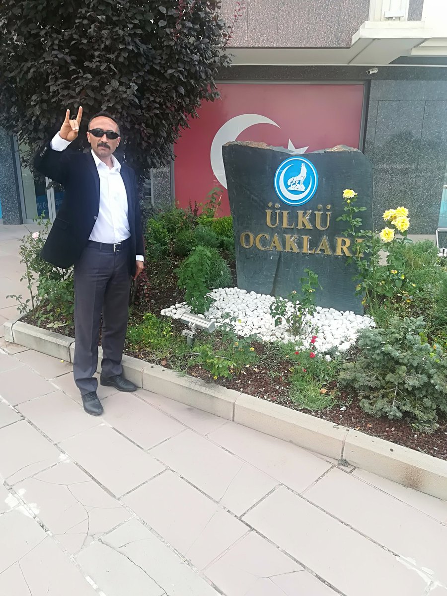 Varolsun Ülkü Ocakları
🇹🇷 Ne Mutlu Türküm Diyene 🇹🇷