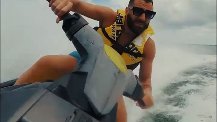 En demie est l’Olivier, en jet ski est le nueve #FRAANG