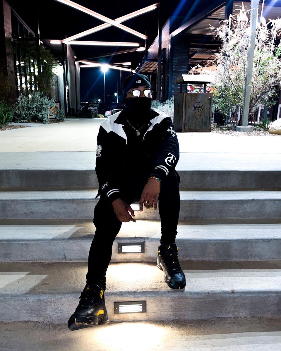 1DeboTaylor's tweet photo. Been In The Cut Grinding, Tryna Turn Dirt Into Diamonds💎 https://t.co/WDSD9EQdP4