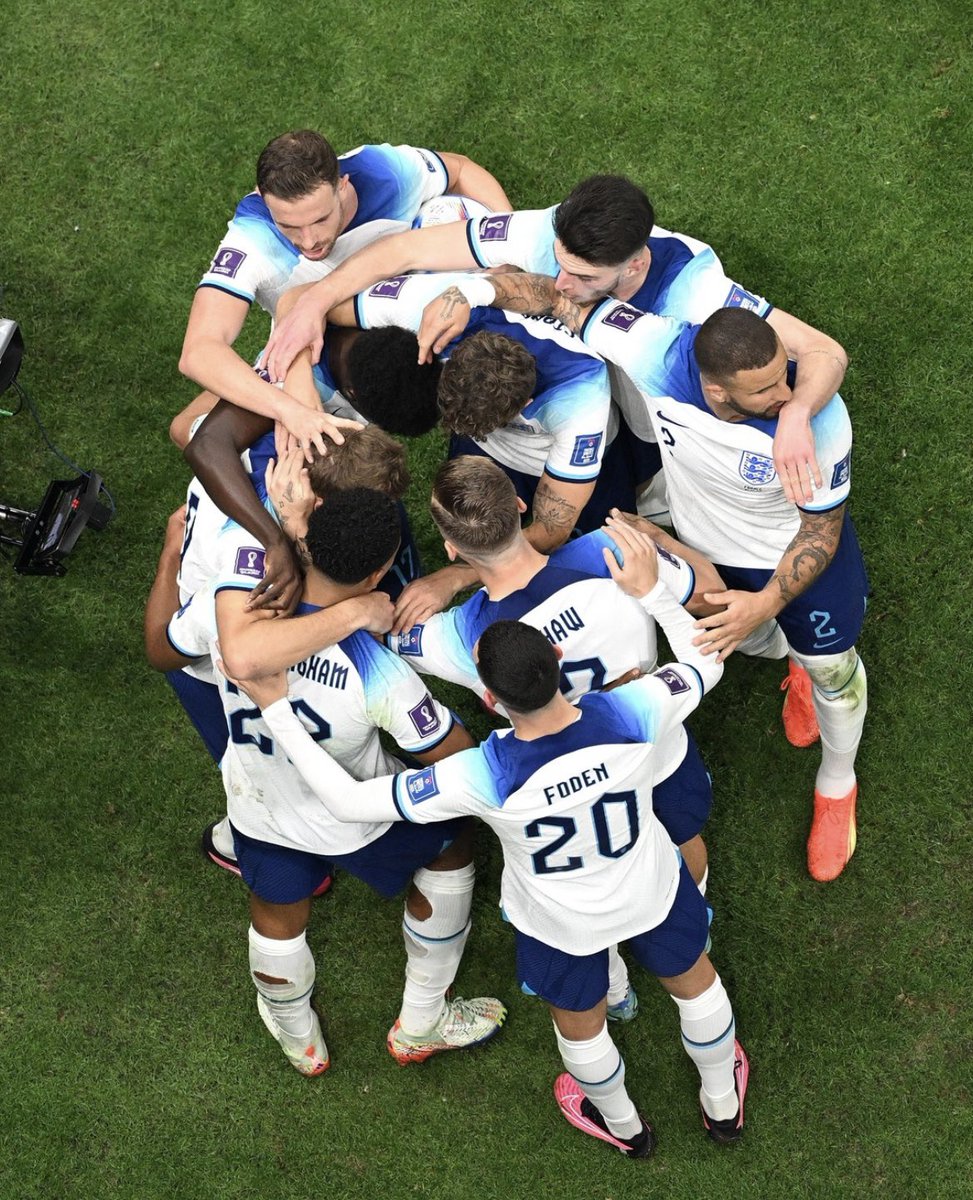 TEAM ❤️🏴󠁧󠁢󠁥󠁮󠁧󠁿 Proud of the boys. #ENGFRA