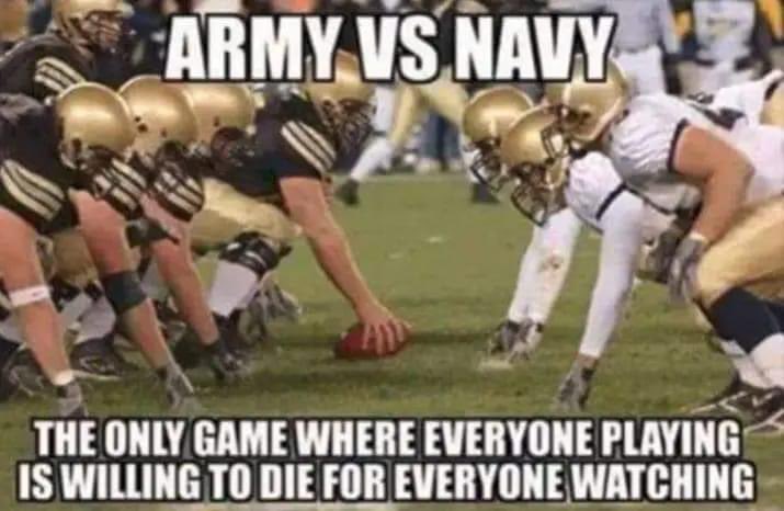 MikeWheaton7's tweet photo. Army vs Navy https://t.co/d07ubtTkQc