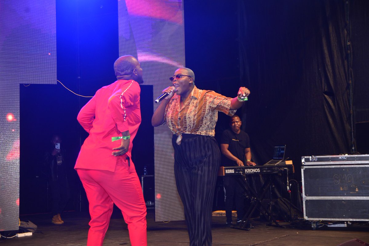 SA Idols Season 18 winner Thapelo Molomo blessed us with an amazing performance 

#MapungubweArtsFest #MapungubweFest2022