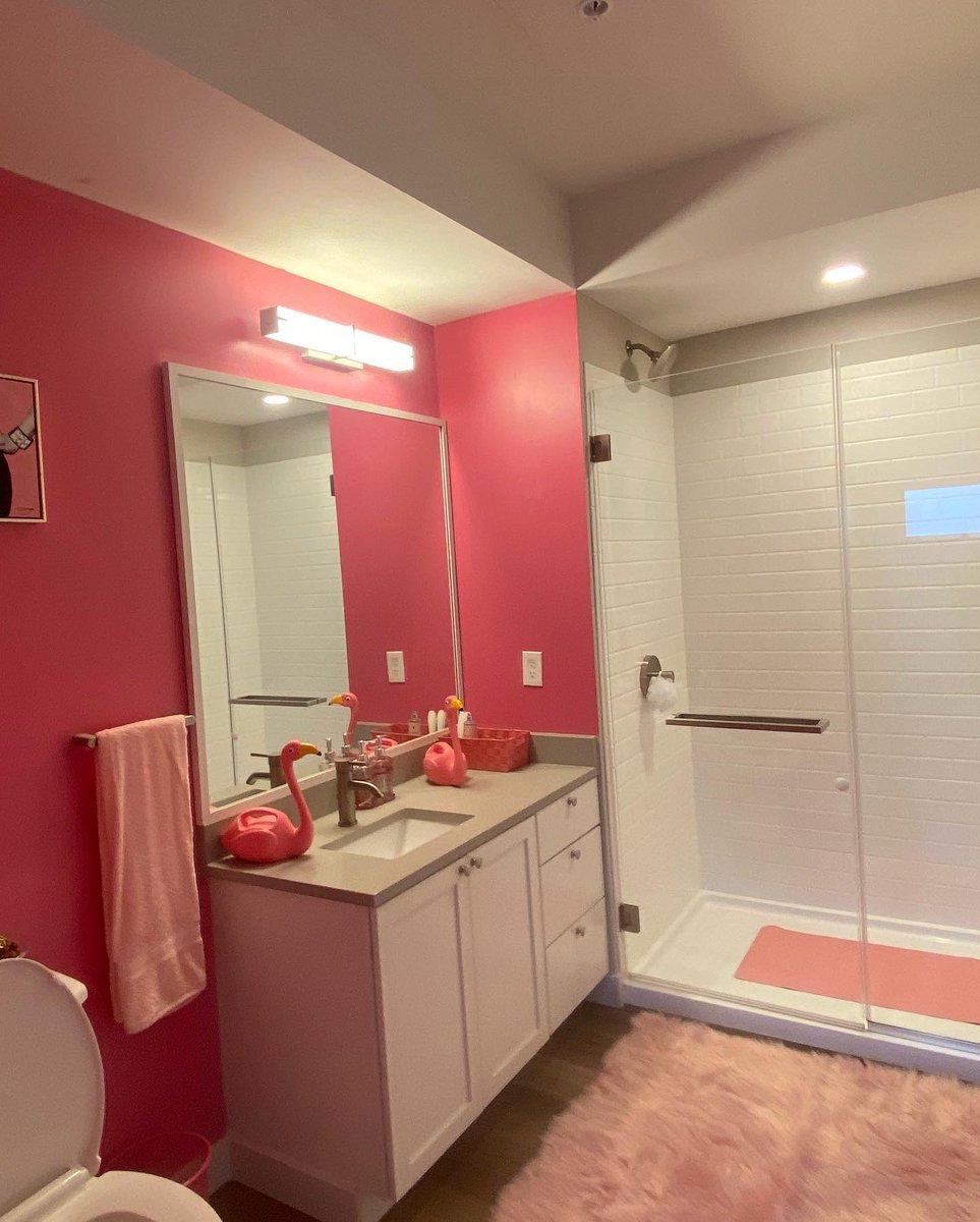 xxdessy_'s tweet photo. Introducing the first All pink Barbie house air bnb  to Cleveland  Ohio now 
Girl nights 
Photo shoot 
Video shoot
Kids girl nights follow the page to book link in the bio https://t.co/YMKY9QHBvq