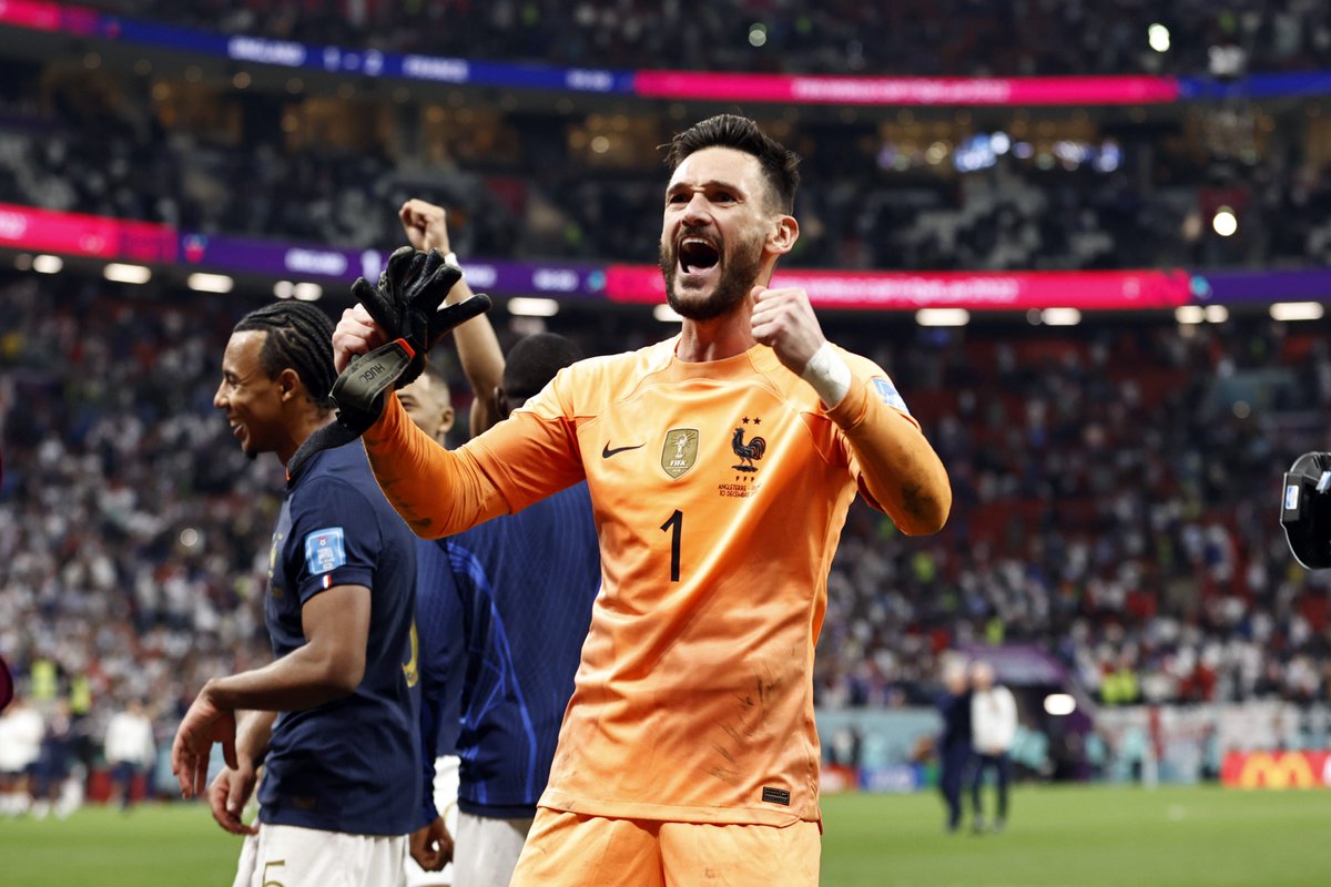 FIFAWorldCup's tweet photo. Another step closer to going Back-to-Back 🔵

@equipedefrance | #FIFAWorldCup https://t.co/L8JLZ8p8kC