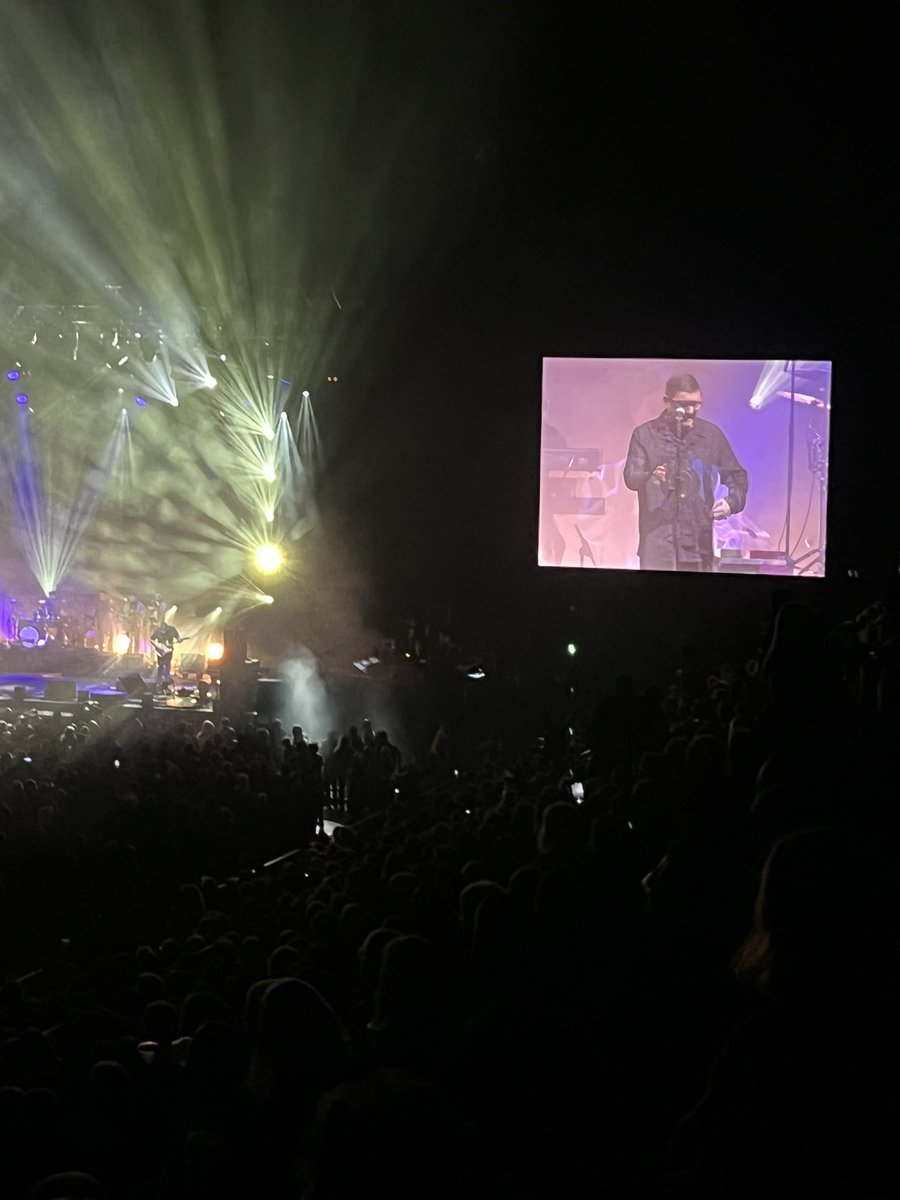 NikWoodsie's tweet photo. But thank tf for @PaulHeatonSolo https://t.co/DA2PHd98PD