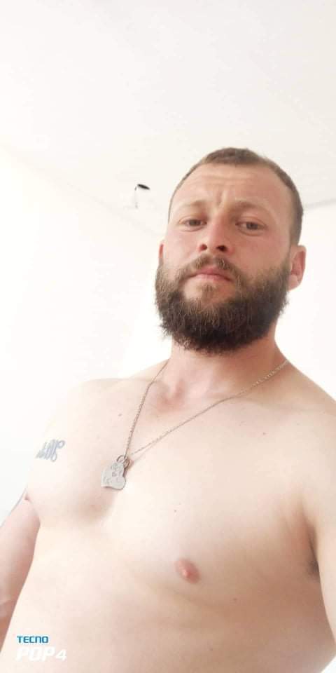 userbeef's tweet photo. Shower time 🛀🍆🍆 https://t.co/Wkkg9kJrBG