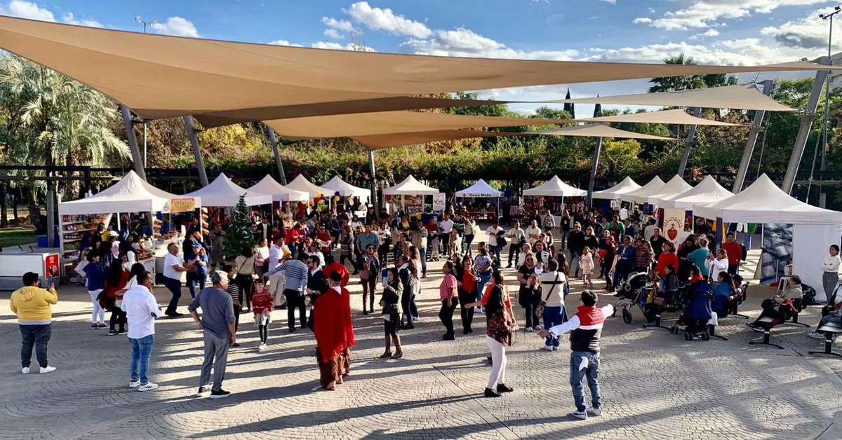 cecumurcia's tweet photo. El Consulado del Ecuador en Murcia conmemoró el Día Internacional del Migrante con actividades culturales, educativas y emprendimientos. Agradecemos la masiva presencia de nuestra comunidad. https://t.co/GSUfRmbZhI