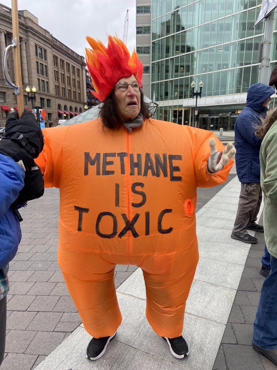 CambridgeMOF's tweet image. We get it, #methane is a 😱scary😰sight! It explodes, it’s toxic, it’s expensive, it warms our climate. DPU will you get it too? Drop gas+embrace #renewables! Good for our wallets and our 🌍! @maura_healey⁩ can we count on you to #reformDPU ⁦@350Mass⁩ ⁦@MOF_Mass⁩