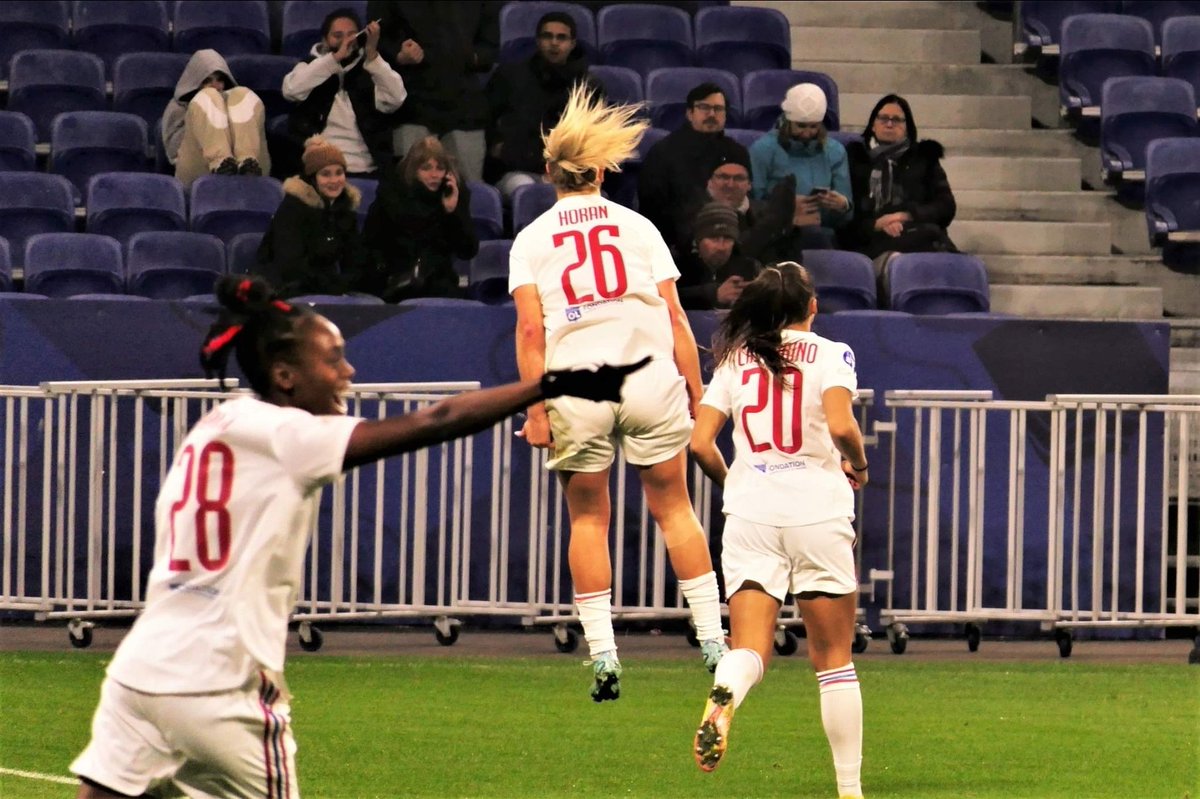 OLAngElles's tweet photo. #OLFCZ
Gooooaaalllll @LindseyHoran ⚽️
#UWCL https://t.co/6aZ3IWCVNf