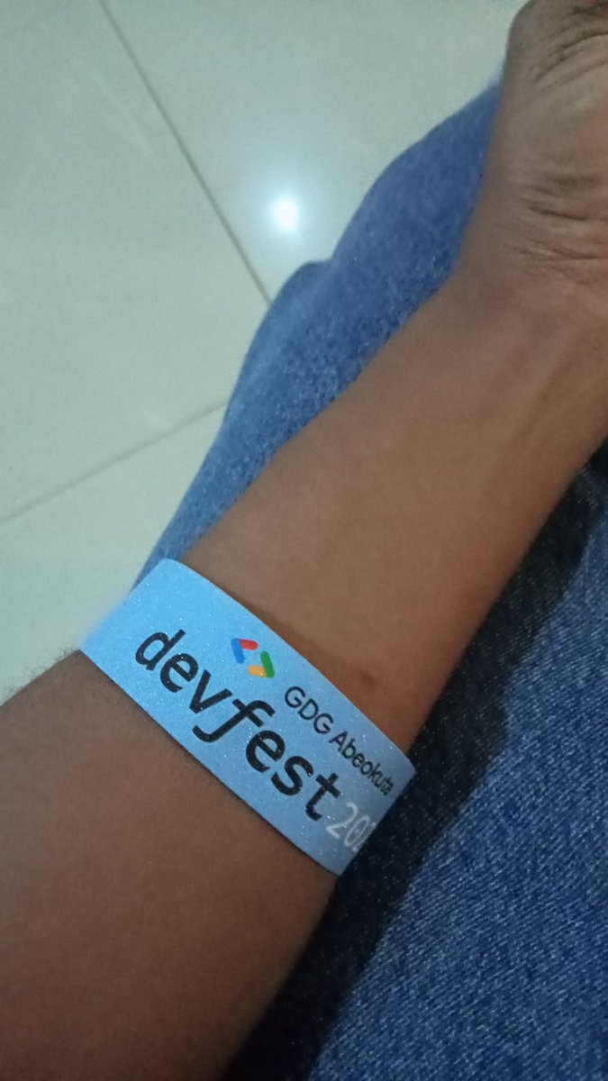 peculiarabolade's tweet photo. I was skeptical about doing this but it turned out to be an amazing one🥺.#DevFestAbk got me to talk on "Growth Acceleration in the Data Ecosystem"
I had so much fun speaking and meeting my co-speakers @gify @_stevenkolawole @engr_krooozy @jejefolorunso @Dev_180Memes.Thank you🚀 https://t.co/gEpbo9GgEg