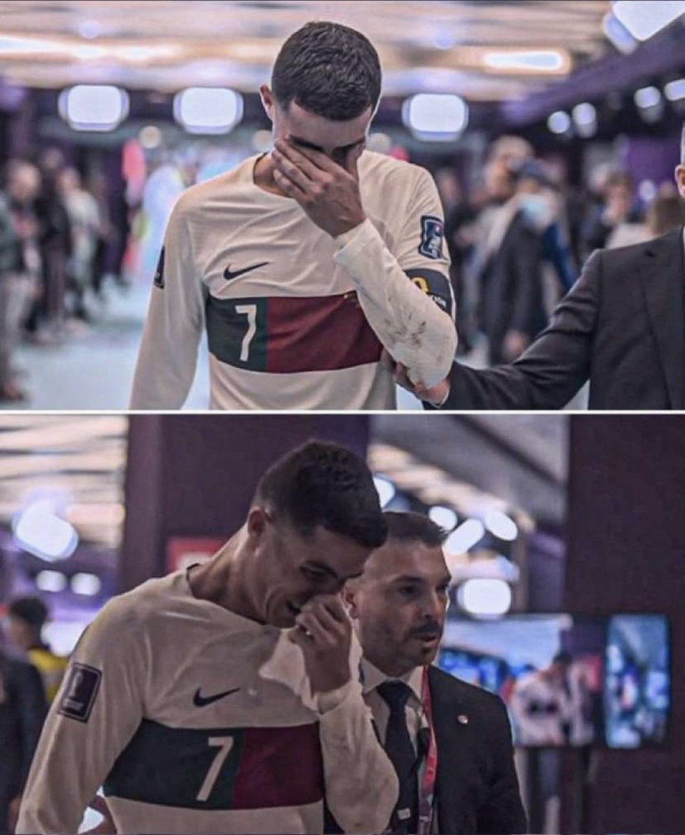 شاء من شاء وأبى من أبى فرونالدو هو التاريخ ، رونالدو هو الأفضل ، رونالدو بأختصار هو كرة القدم
لم تدمع عيني منذ أن عرفت كرة القدم
الا في هذه اللحظة وفي هذه اللقطة
كانت أمنيتي أن أكون في قلب الأولد ترافورد وأهتف مع المشجعين "الحقيقيين" :
ڤيڤا رونالدو ڤيڤا رونالدو ولكن للأسف 💔💔