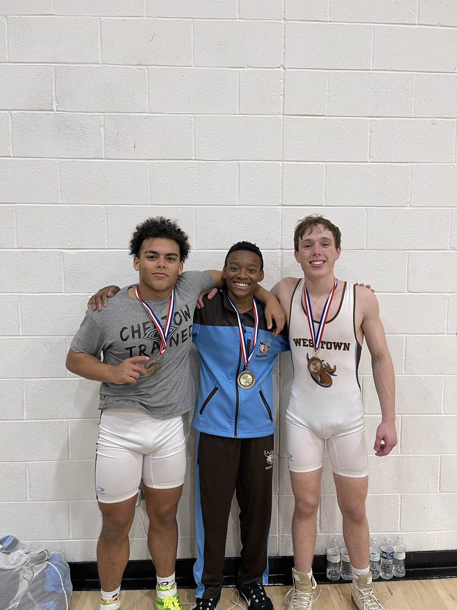 WT_Wrestling's tweet photo. We leave SCHA with three medalists: Tookes 113 🥇L Holgate  144🥉and Henderson 175🥇. Congrats guys! https://t.co/9ykLkgeQbb
