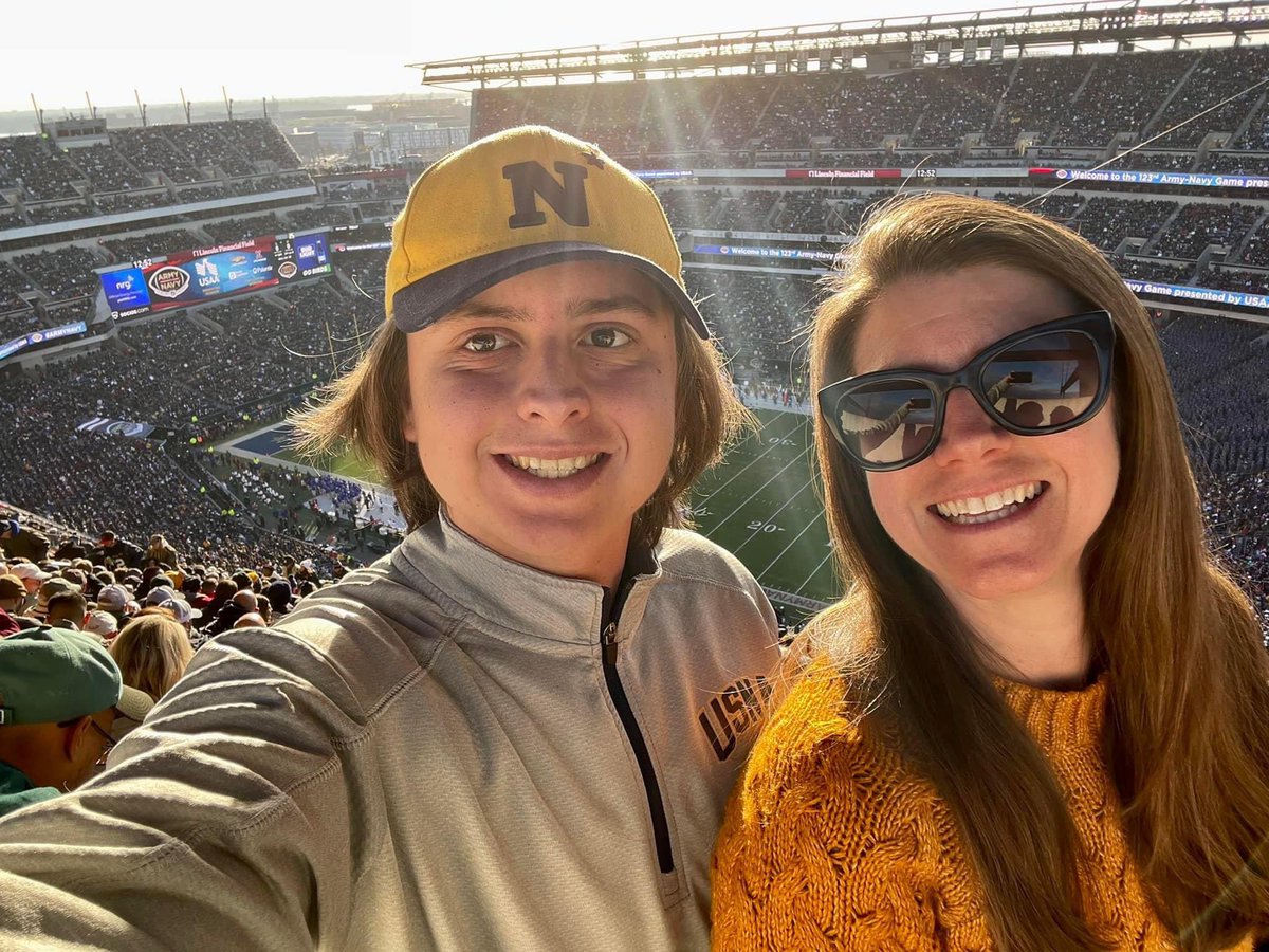 DotArida's tweet photo. #ArmyNavy https://t.co/bLHzUBKQW3