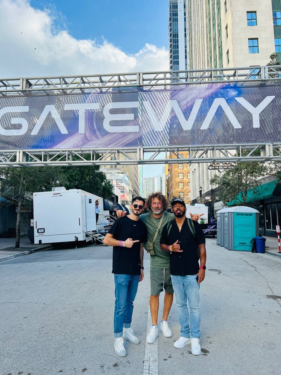 pfpworld's tweet image. This team is truly amazing! 👟🌐
.
Legendary group with over 20 years experience in streetwear!
.
.
@JavierLaval, @harrybeee, @Conquant and @diogscardoso are making the (I)MPOSSIBLE (P)OSSIBLE 
.
.
We missed you @cypherzilla and @EWada, @raleighfelton, Rod K and of course MATTY G