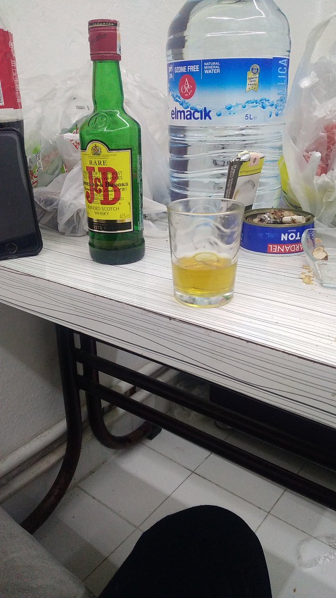 Bir ben yalnızım sanıyordum