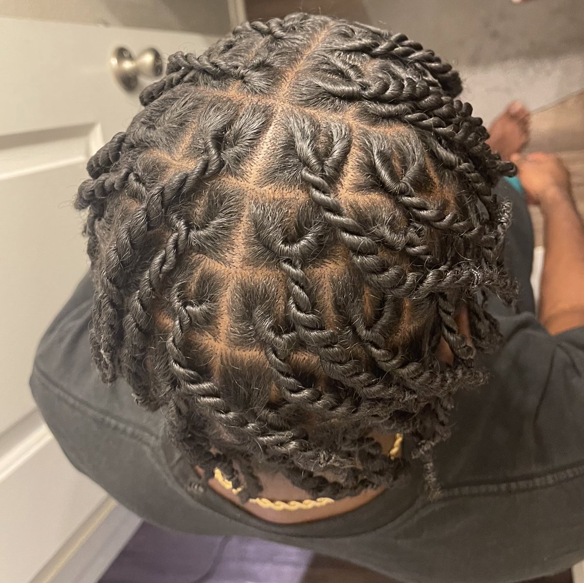 2 STRANDS 🔥🔥🔥

#htxlocs #htxretwist #htxstylist #shsulocs #shsuretwists #shsustylist