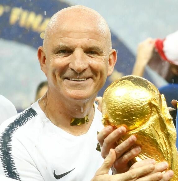 Freetoune's tweet photo. @ActuFoot_ Et lui aussi du coup ! #guystephan https://t.co/7nFCuiUbeQ