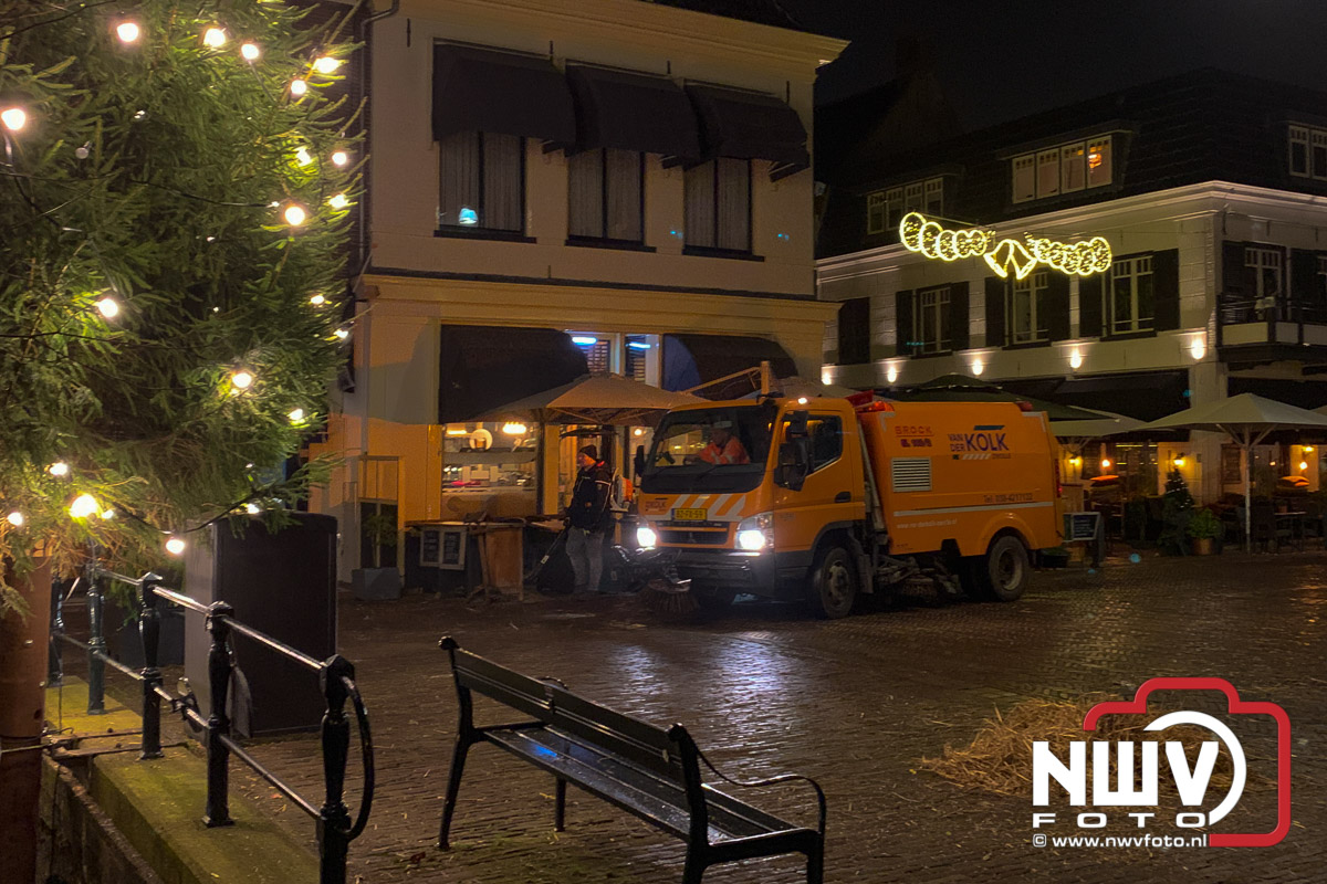 Winter in de Vesting Elburg 2022 zit er weer op. Vrijwilligers en <a href="/vanderKOLK_z/">vanderKOLK-Zwolle</a> zijn druk bezig om de binnen stad weer schoon op te leveren.