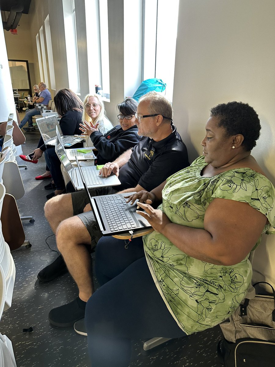 Brenda Bass tweet media