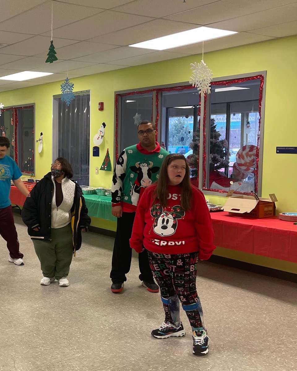 whitehousewow's tweet photo. It’s starting to feel like Christmas! 🎄

Thank you to everyone that came and helped plan WOW’s annual Christmas party—the afternoon was filled with warm smiles, dancing, and delicious food!

#ohio #akron #canton #waynecounty #summitcounty #starkcounty #ohiojobs #ohiohiring #DSP https://t.co/s8WqTIAJKM
