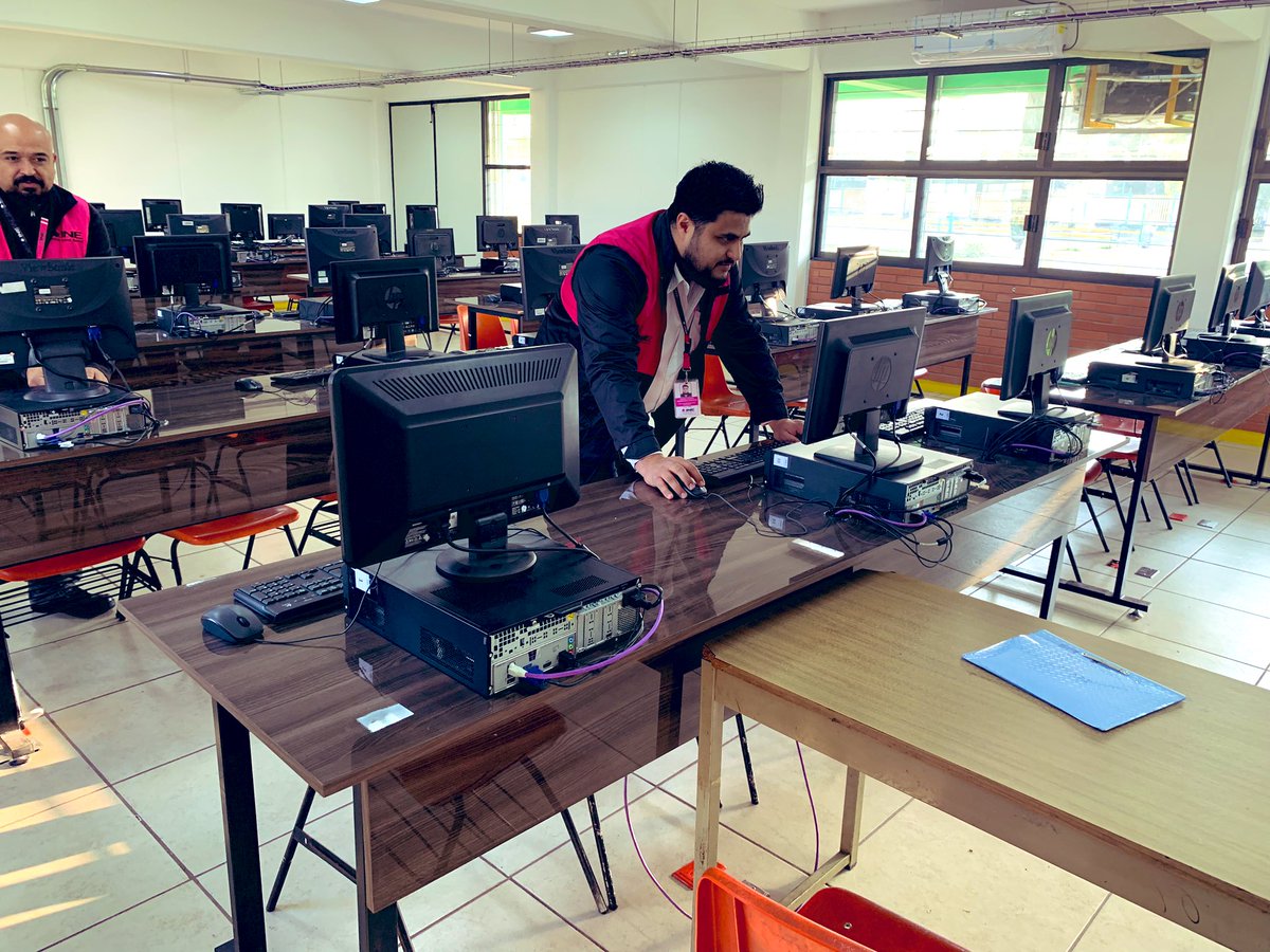 CesarLucianoHQ's tweet photo. La #19JDE del @INEedomex concluyó la aplicación de pruebas a ciudadanía aspirantes participar como Supervisora y Capacitadora-Asistente Electoral en el #ProcesoLocal2023. #FelizSabado https://t.co/pXC04YPDsM