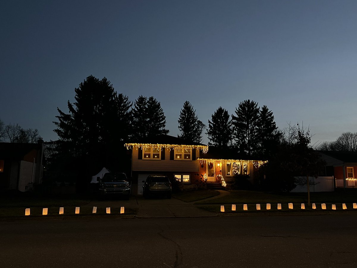 Karen Lynn tweet media