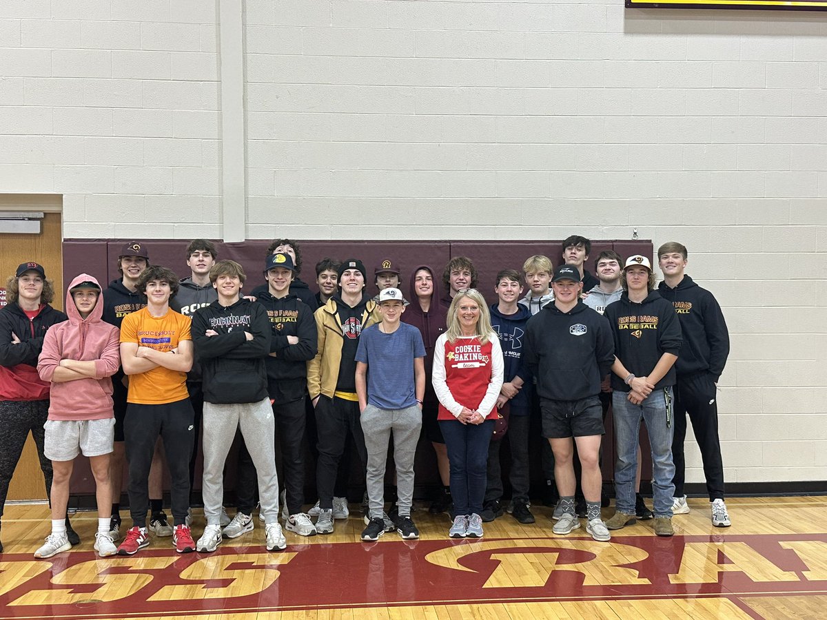 ross_baseball's tweet photo. Extremely proud of this group of young men for helping breaking down the Boosters Craft Show today at @RossMiddleRAMS, and they did it in record time! I had 10 people thank me for the help.Some saying they were the best of any show they attend. @Ross_Local @RossRams1 @RossRamsAD https://t.co/8LJ4nLN8GS