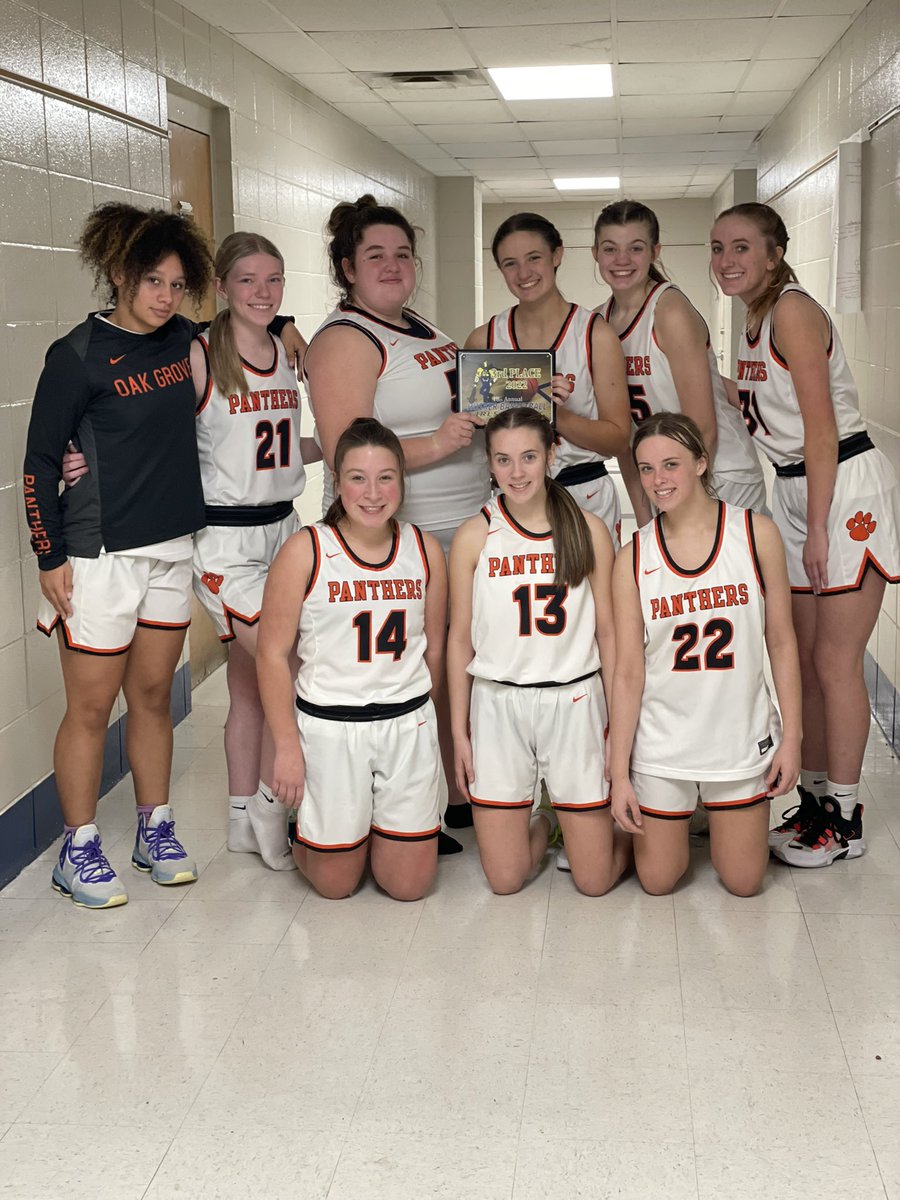 OG_GBBALL's tweet photo. Your Lady Panthers placed 3rd in the Husker Classic after a hard fought 53-50 win over Richmond today! Great work girls! #hustle https://t.co/Lzi2QIHp6r