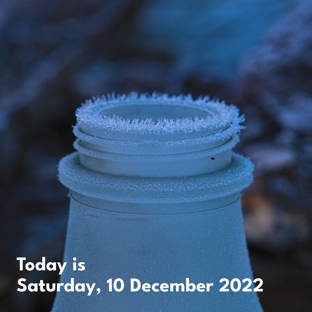 cunabula's tweet photo. For some reason I want a margarita. Can't think why.
______
#today #todayis #diary #calendar #photooftheday #lockdownproject
#beersphere #strangethingsyouhaveinthegarden #frostedglass #frost #ice #crystals #icecrystals #symmetry #bitnippyout #surrey #u⦠https://t.co/L4ONtubDyG https://t.co/BAsW1MdpUx