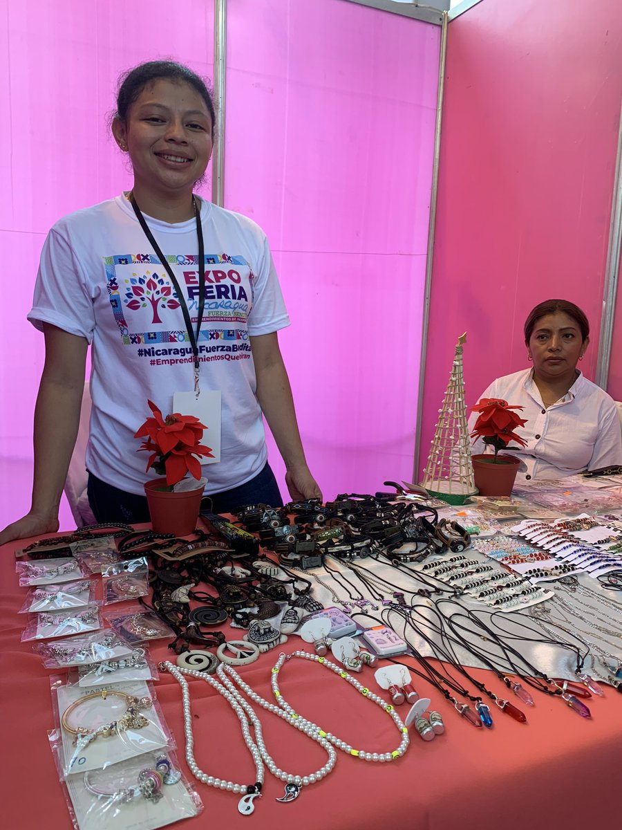 FloryCantoX's tweet photo. 🗣Recuerden que este 10 y 11 de Dic. en el Parque de Las Madres se está llevando a cabo la Expo Feria “#Nicaragua Fuerza Bendita”;espacio que brinda oportunidades a las personas con discapacidad.

Apoyemos a nuestros emprendedores.

#UnidosEnVictorias
#DiciembreAlegriasFamiliares https://t.co/OvDBnOh03r