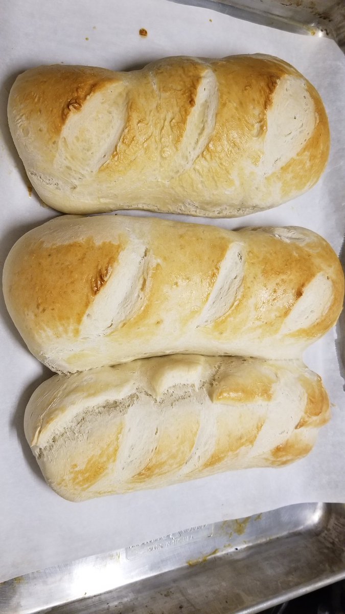 LieskeKathryn's tweet image. @lifesafeast I did it! I was a little nervous to try the Fench loaves but you're right, it was very easy (of course you instructions were excellent).
#isolationbaking