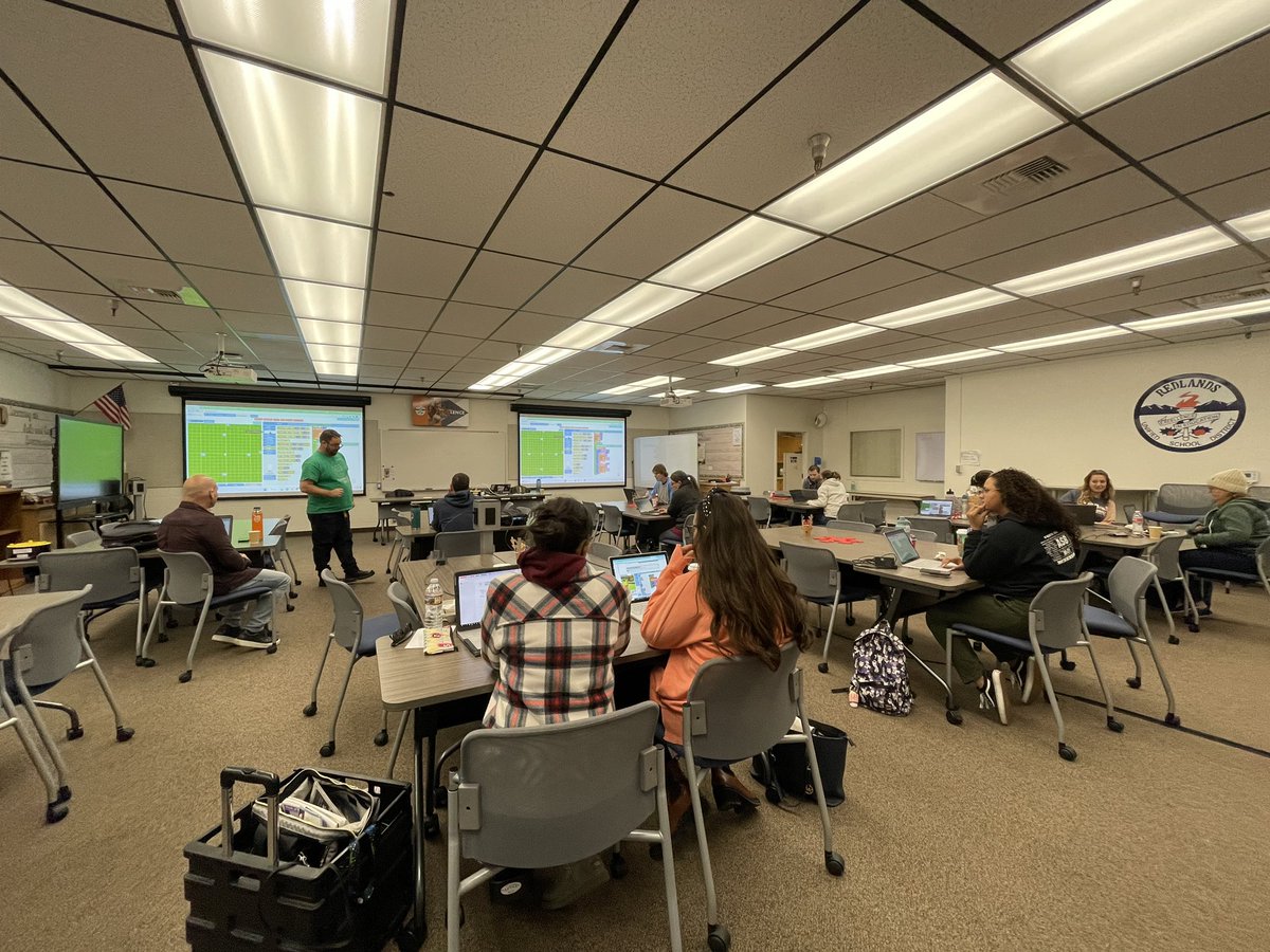 Redlands STEAM & Innovation tweet media