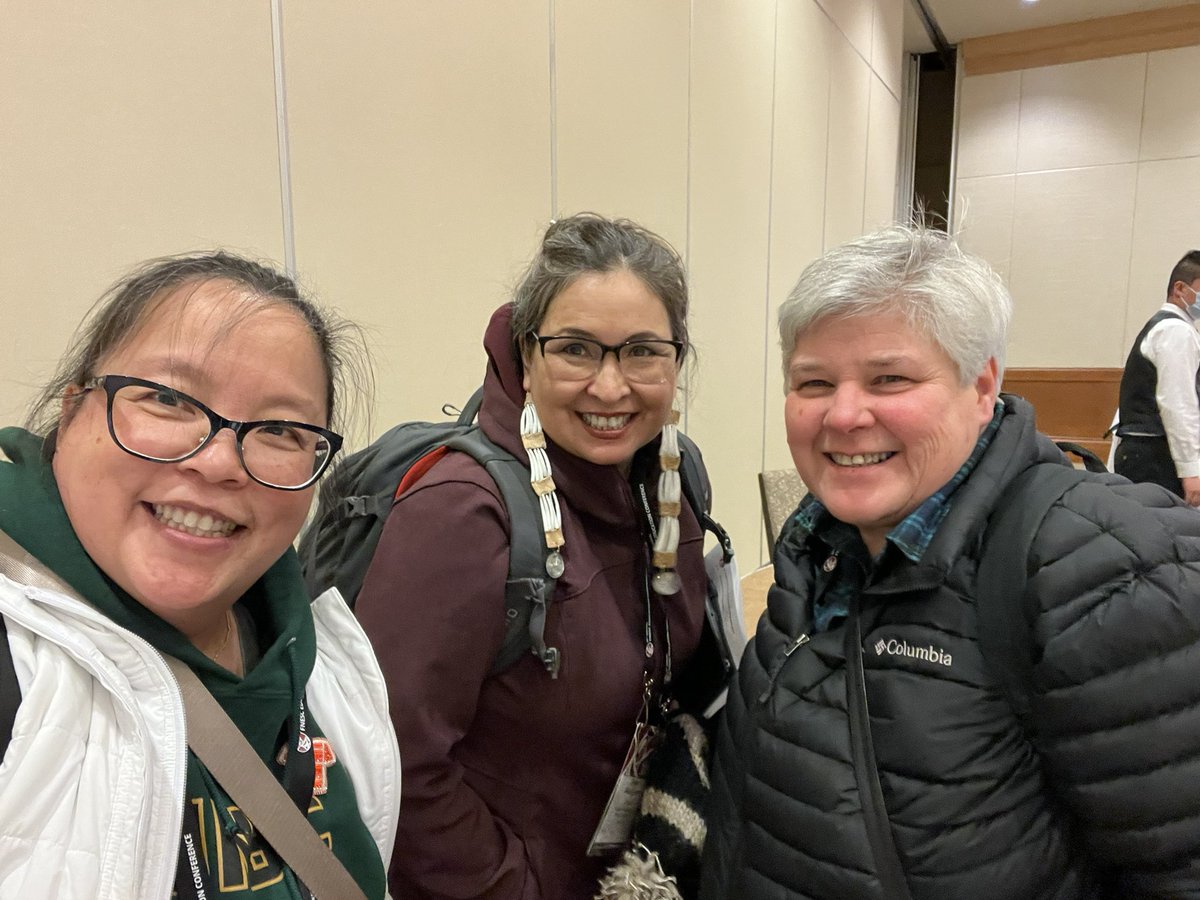 ChristineYH's tweet photo. Meeting and connecting with so many wonderful people at #FNESC22. Thank you to @FNESC and all those involved to make this a memorable and heartwarming event. It was great to be in person again. โค๏ธ https://t.co/o6ch0MK4tl