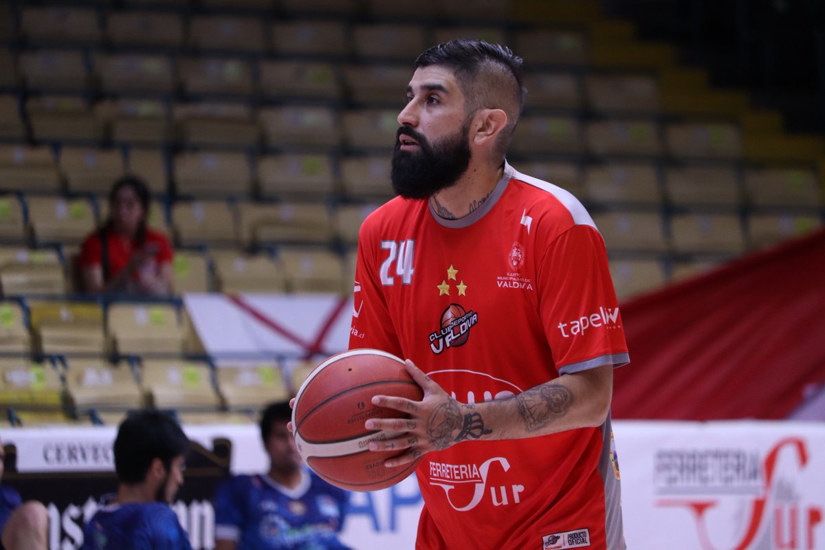 CDVBasket's tweet photo. π΄ | Β‘DEJAREMOS EL ALMA EN LA CATEDRAL!
π Nuestro plantel ya se encuentra en el Coliseo Antonio Azurmendy, para disputar el decisivo segundo juego de playoffs frente a ABA Ancud por Copa Chile Mundo 2022.
πΈ @joseignacio_osman
#VamosCDV πͺππ―πͺ #ValdiviaEsCDV #CopaChileMundo https://t.co/cnpU0TyuZT