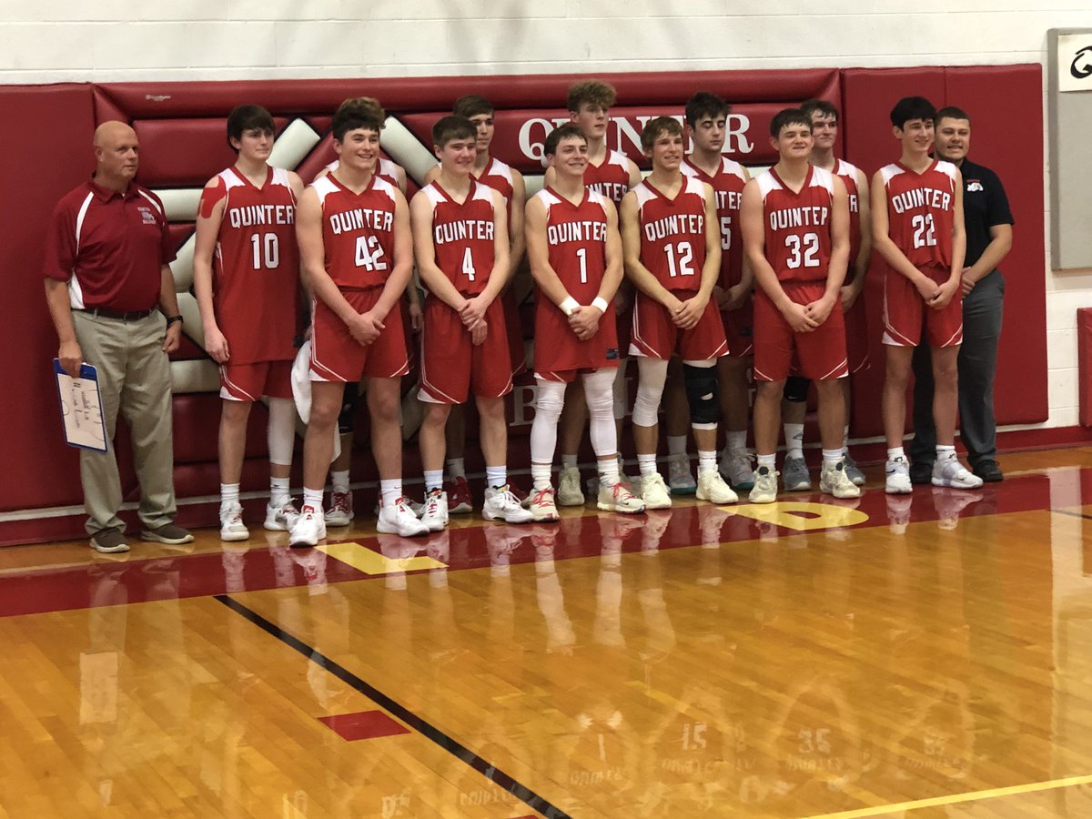The Quinter Bulldogs defeat the Dighton Hornets 46-26 to win third place in the Castle Rock Classic basketball tournament!
