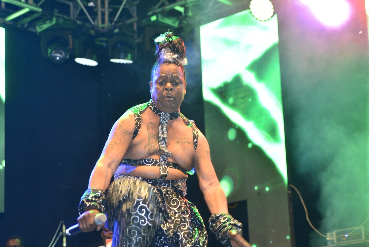Papa Penny in the house

#MapungubweArtsFest #MapungubweFest2022