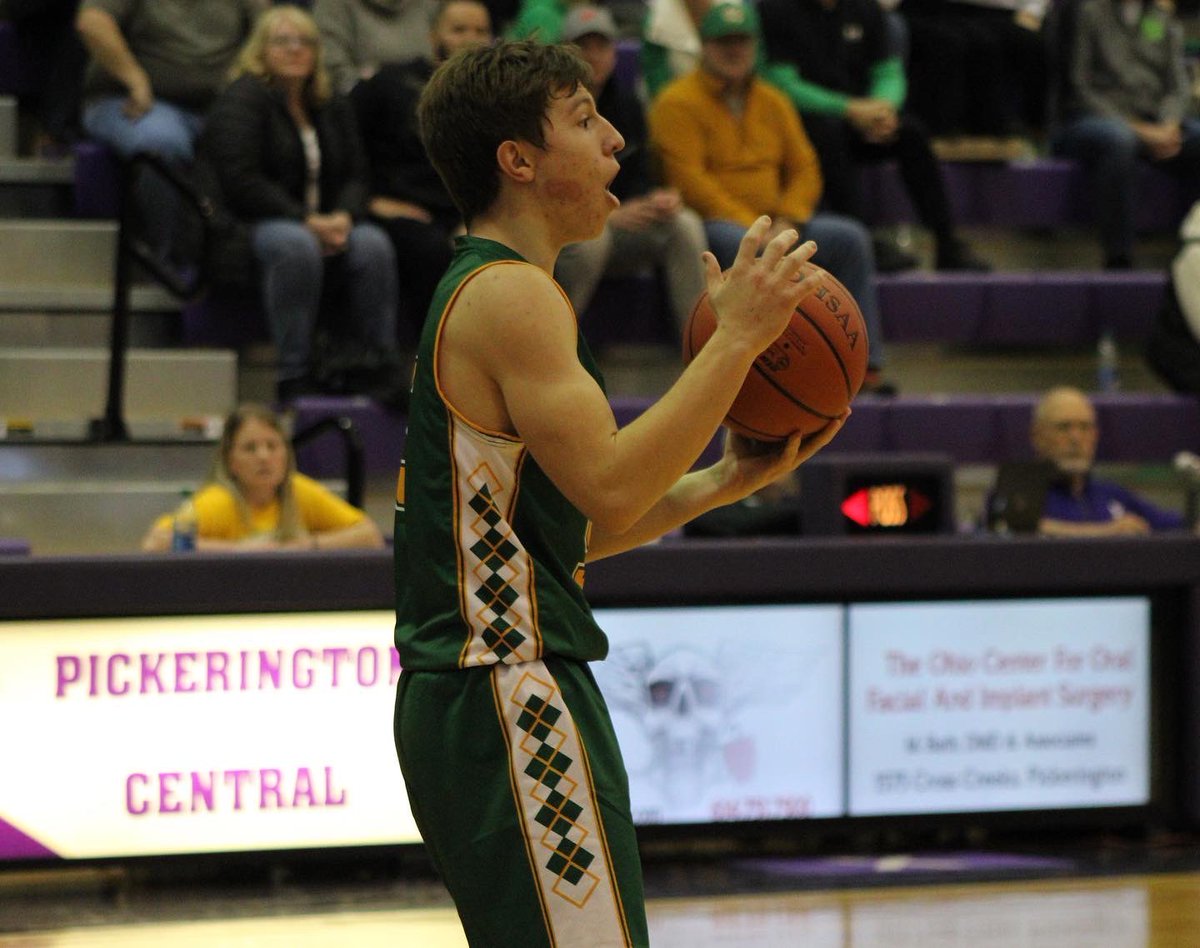 EastoftheBend's tweet image. 🔊HALFTIME for the Greenwave🟢

NC: 20
S: 27

Let’s see what the boys have for us out of the half… GO WAVE🟢🔥

#greenwavevsgenerals #newarkcatholic #boysbasketball #ohio #sportsmedia #eastofthebend