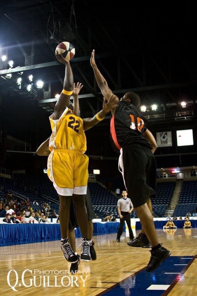 COACH T NOTE: ✍️

S-MAVERICKS HISTORY

THE LEGEND! The All-Time Leading Scorer &amp; Rebounder in Mavericks History. The Legendary, DeRon Rutledge #22 (Retired Jersey).

🏀🏀🏀🏀🏀🏀