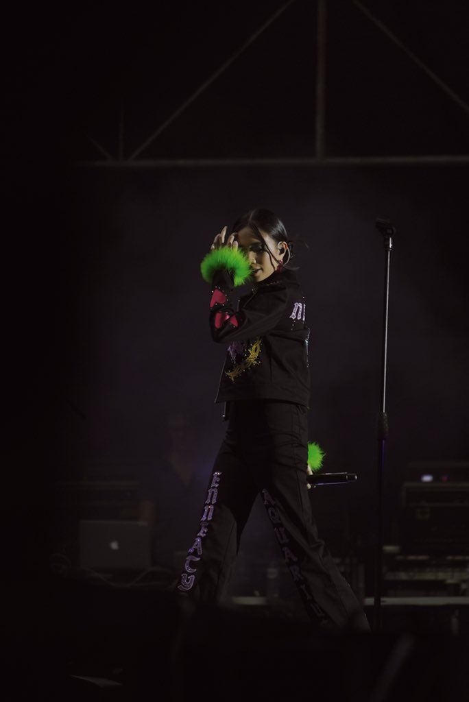 sjceaa's tweet photo. @nikizefanya at #HITCMANILA 🖤🖤🖤 https://t.co/uSuoJcCwE2