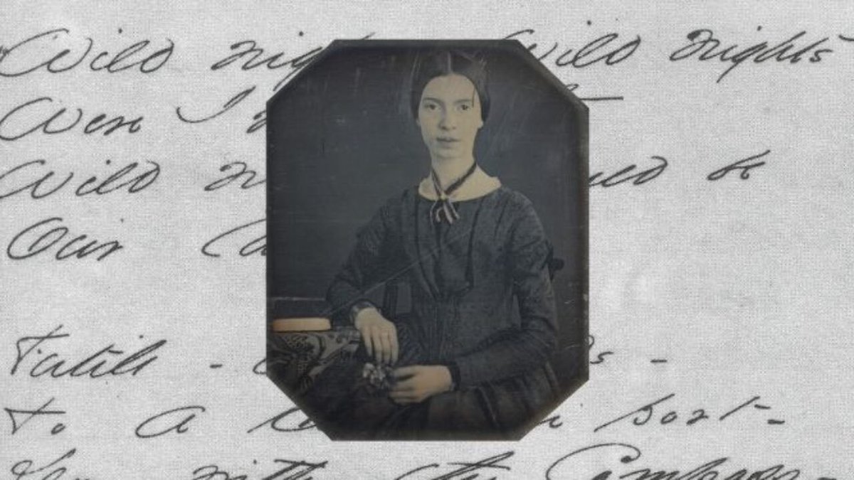 4evermorePOD's tweet photo. Happy birthday to the Greatest Of All Time, Emily Dickinson, you would have loved @Dickinson 🥹 we wonder if Emily would’ve been a fan of podcasts if they were a thing back then 🤔 we hope she’s somewhere in the afterlife streaming ours 🙌🏽✨
🔗: https://t.co/OpgkNMORqh https://t.co/bCuItpcKnW