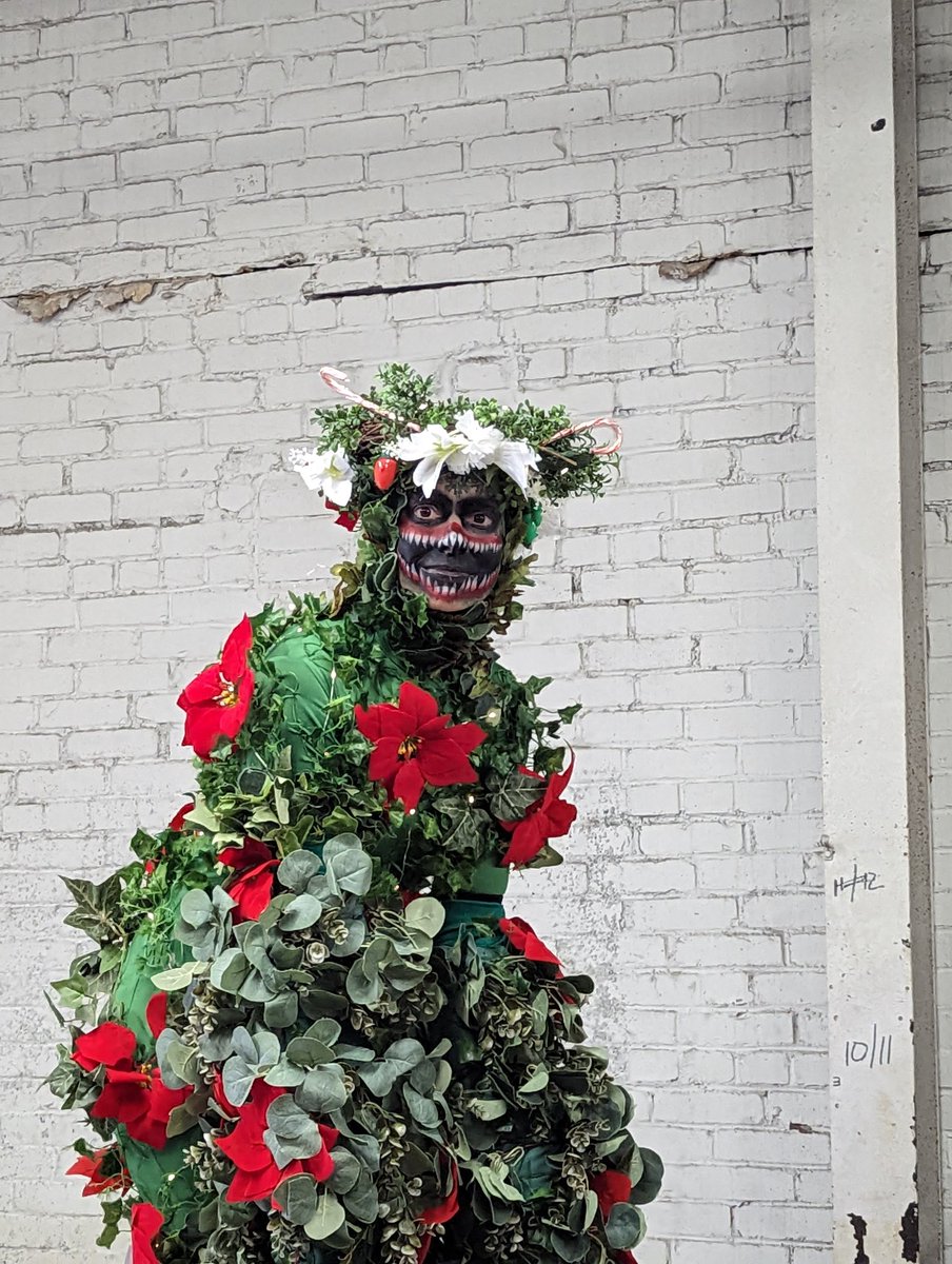 HeelJack's tweet photo. The Merry Krampus was a blast. And when you give away hot coffee, people flock to your booth. Who'd have thunk? https://t.co/HYv9SRLE7n