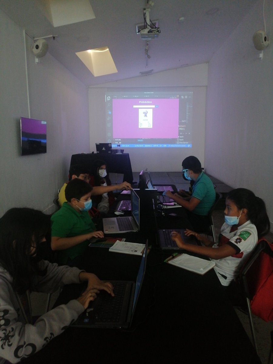 evilmona's tweet image. Workshop web for kids gratuito. Callback with #PokeAPI . #css3 #html5 #javascript @WomenTechmakers #NachoDeLaTecnologia Centro Cultural de España Tegucigalpa