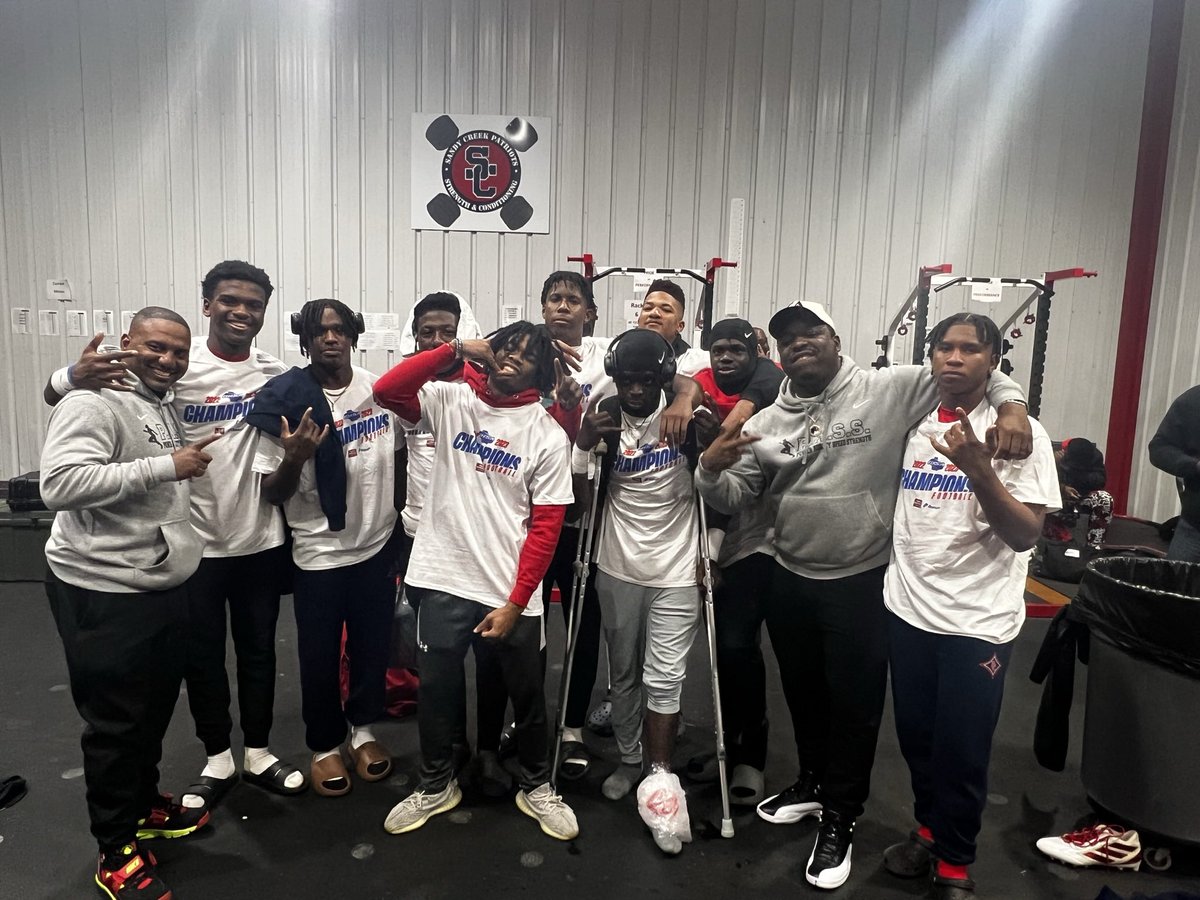 C_2DA_J's tweet photo. The out is the outcome, my boys aren’t the refs, they laid it all on the line ! I’ve watched their grind !! #PASSTRAINING is where you want to be !! @LatimerGeimere @CamWatts_6 @pryorshelton_ @amarilatimer_ @mathishaygood @BigMike__50 @Joel_Reid23 @PassFootball5 @dcoop03 https://t.co/NSQJ7diJx9