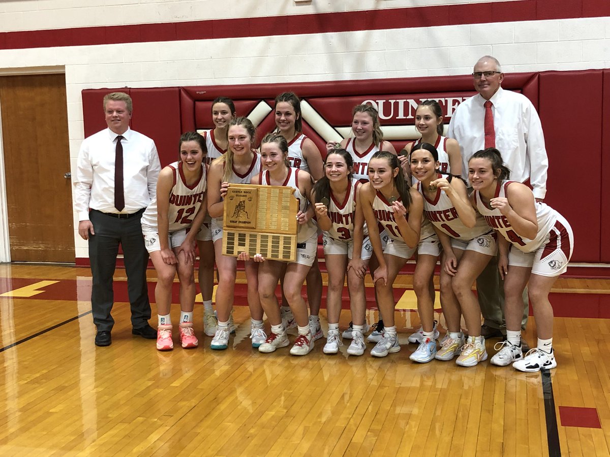 Congratulations to the 2022 Castle Rock Champions, the Quinter Lady Bulldogs!  The Lady Bulldogs defeated Rawlins County 53-49 in the championship game!