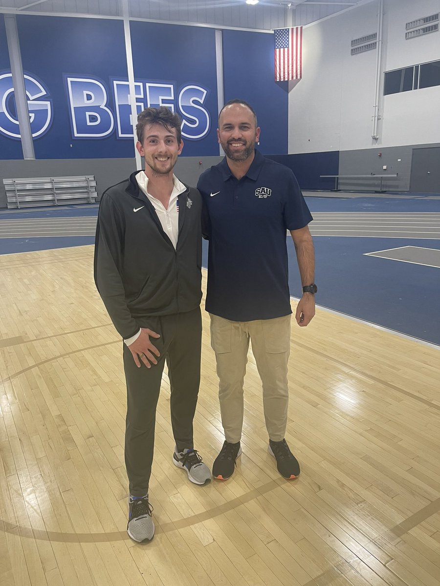 🚨Will Reemtsma with NAIA B!!! 🚨Men’s 400m 49.82 (49.04c) AGH!!! 🐝🔥 Congratulations!!!