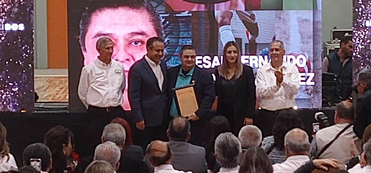 Ehui's tweet photo. Obtiene tres reconocimientos la gimnasia hermosillense
~Destacan atleta, juez y entrenador en el Premio Municipal del Deporte y la Juventud 2022. 
#EhuiNoticias 

https://t.co/6K8Xtkp2PO https://t.co/fWgtwfZ1m0