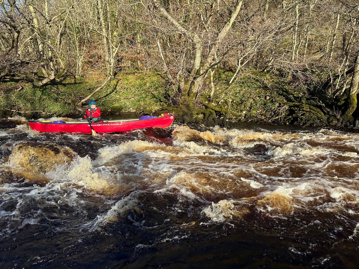ImJustSib's tweet photo. Sometimes when it is too cold to do anything, you just gotta do something! #Canoeing #Adventure #LeaderTraining #LovingLife #CanoeTrail https://t.co/6JdfMM5Yf0