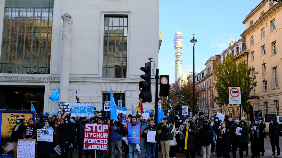 International Human Rights Day protest in front of the Chinese embassy in London. Organizations from Tibet, Uyghur, Hong Kong, and Southern Mongolia participated in the protest.
#FreeSouthernMongolia
Photo by <a href="/VOAChinese/">美国之音中文网</a>