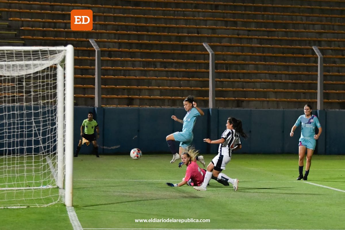 👏 🥳 San Luis FC gritó campeón del Torneo de Primera C de AFA
  
Foto: Héctor Portela.

📲 Nota completa: bit.ly/3YgcV32

#SanLuisFC #TalleresDeCórdoba